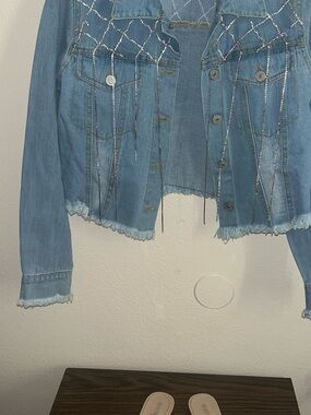Thrill Light Blue Denim Cropped Jacket with Silver Chain Fring w/ free shoe (8)